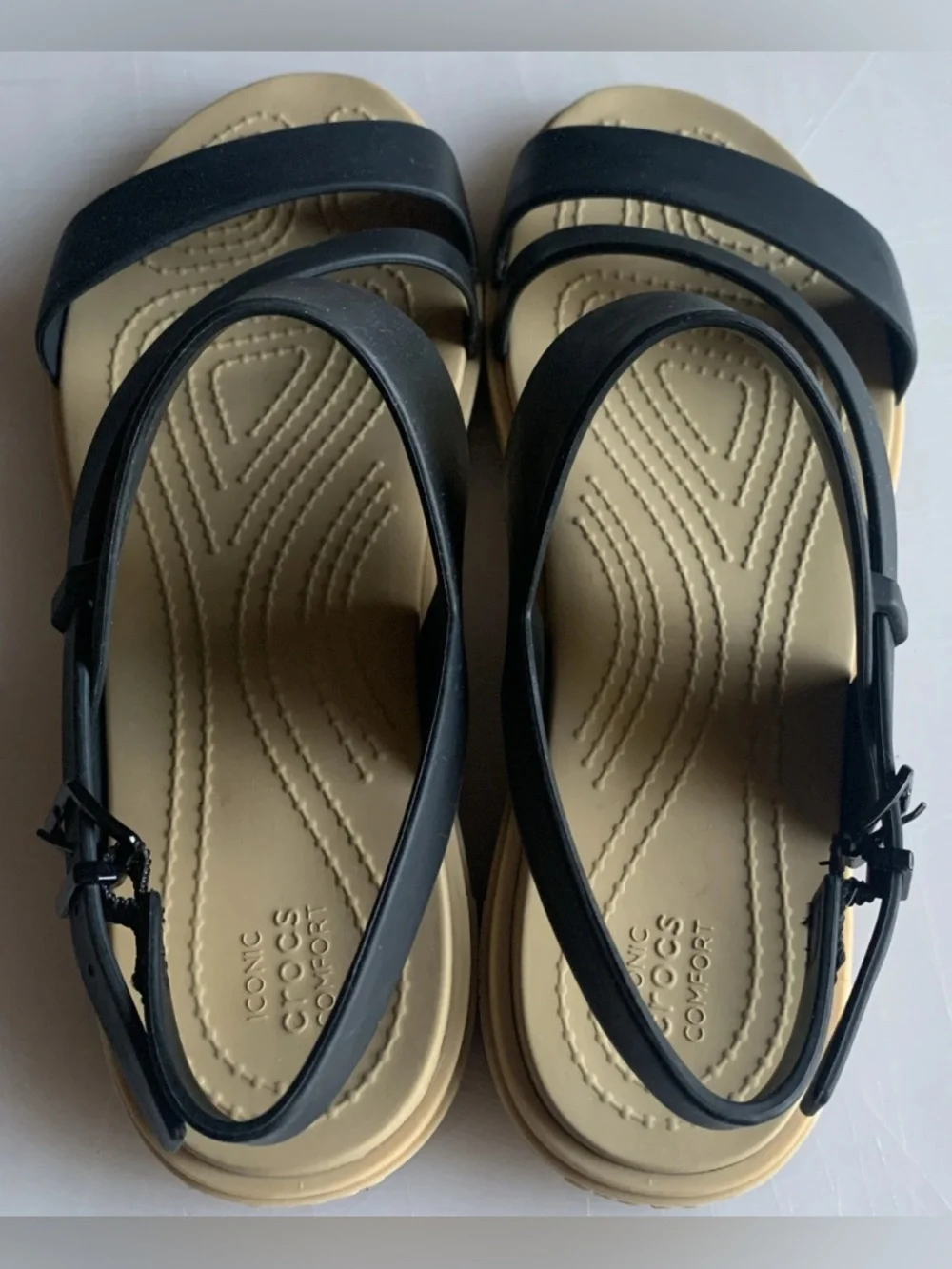 CROCS very good